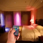 Daljinski upravljana RGB sijalica GU10 idealna za kreiranje svetlosnih efekata u domu