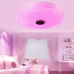 Zaboravite na dosadno osvetljenje i zvučnike koji zauzimaju prostor ova pametna RGB plafonjera od 36W je rešenje 2 u 1 koje kombinuje moćno osvetljenje i kvalitetan zvuk u jednom elegantnom proizvodu
