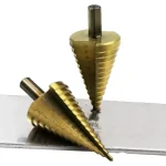 Jedna jedina stepenasta burgija za metal sa impresivnim rasponom od 4-42mm koja zamenjuje ceo set pojedinačnih burgija i štedi vaše dragoceno vreme jer nema stalnog menjanja alata