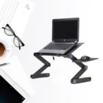 Praktičan sklopivi sto za laptop koji omogućava udoban rad u krevetu, na kauču ili bilo gde u kući.