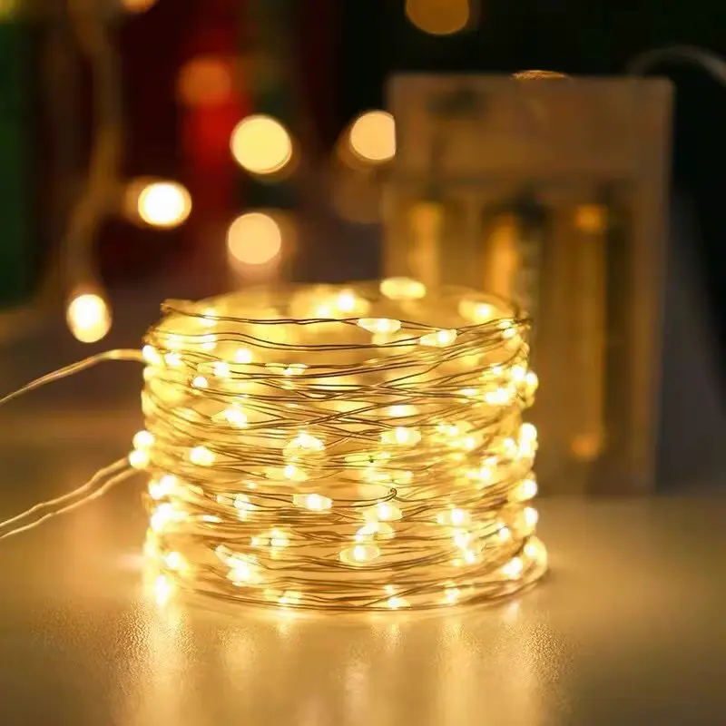 Solarne lampice 30 metara sa toplim belim sjajem unose eleganciju i toplinu u svaki prostor