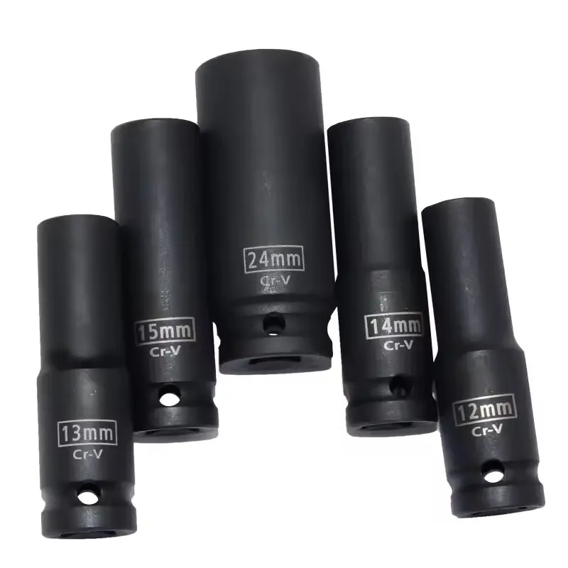 Preciznost i pouzdanost su ključni a ovaj set kovanih gedora od 10-24mm sa prihvatom 1/2 garantuje savršeno naleganje na šrafove i matice što sprečava oštećenja i omogućava efikasan rad