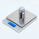 Precizna vaga kapaciteta 2kg sa velikom platformom od nerđajućeg čelika koja nudi laboratorijsku tačnost za merenje hemikalija praškastih materija ili sastojaka za hobije