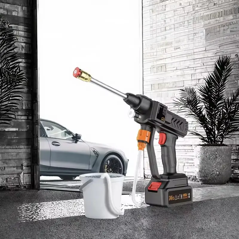 Nemate česmu u dvorištu ili vas nervira petljanje sa crevima? Ovaj višenamenski bežični pištolj je rešenje koje ste čekali jer vodu crpi direktno iz kofe reke ili bilo kog drugog izvora i pruža vam potpunu nezavisnost.